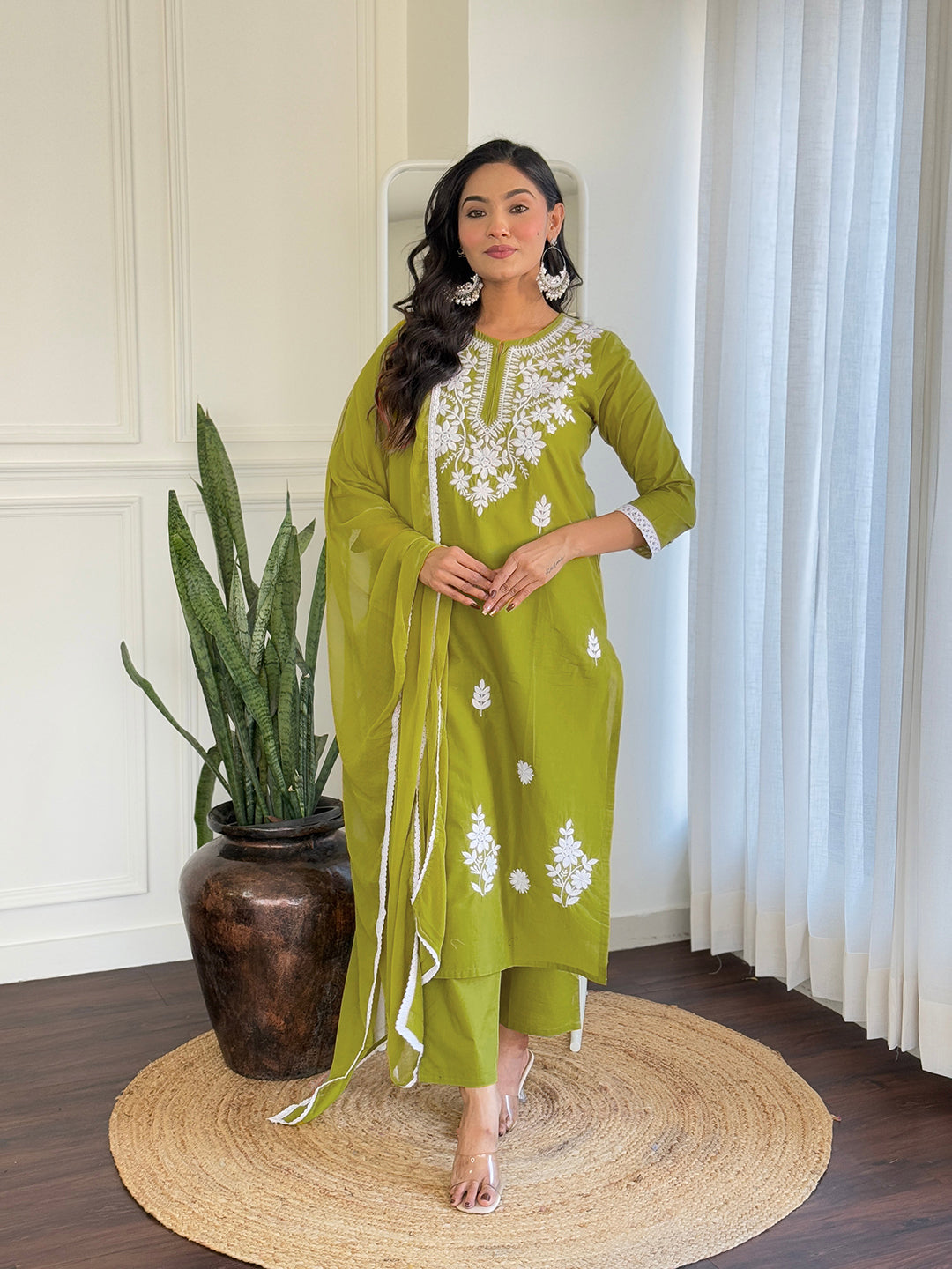 Olive Green Floral Embroidered Kurta Pant