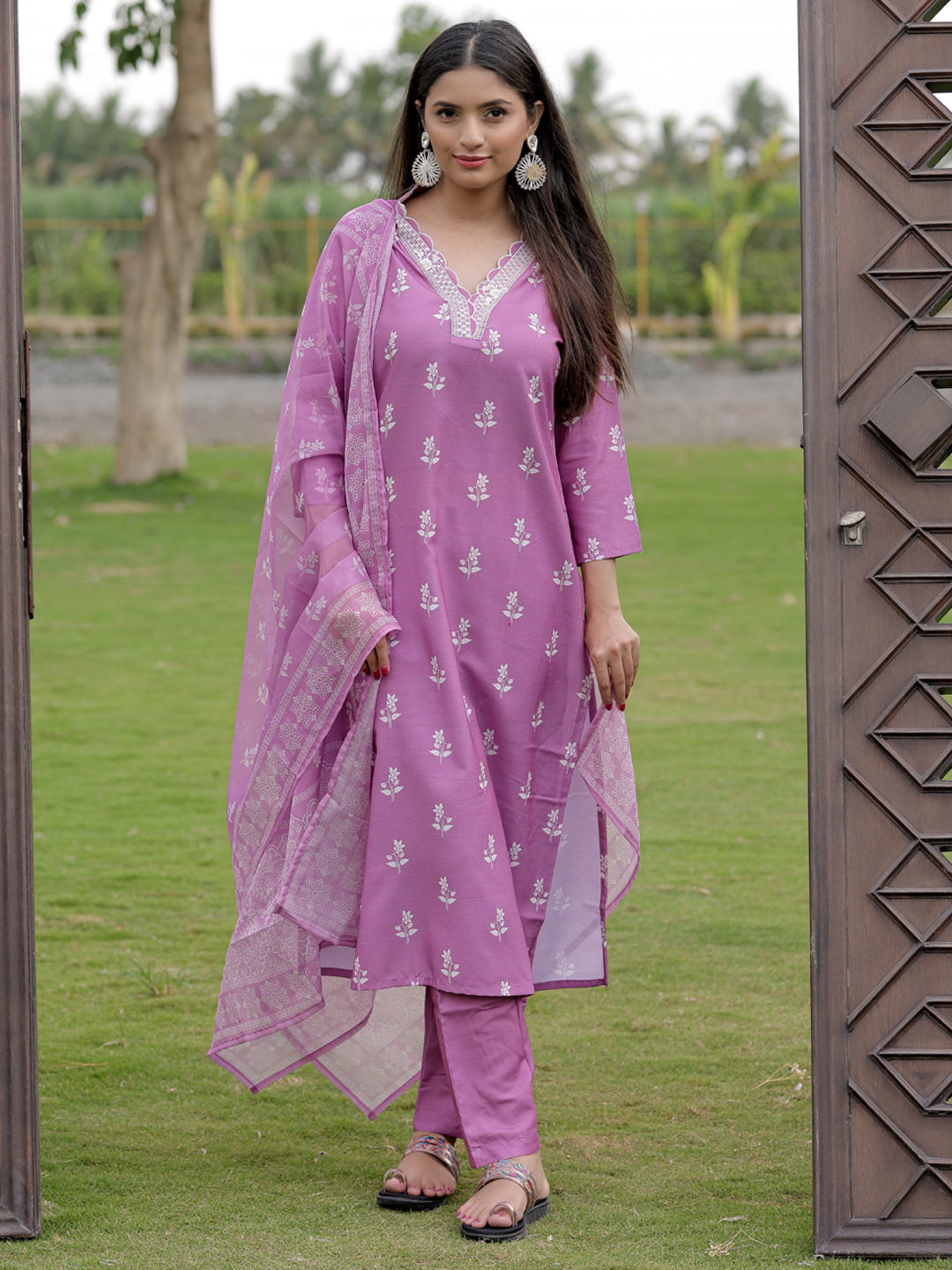 Mauve Embroidered Kurta Pant Set