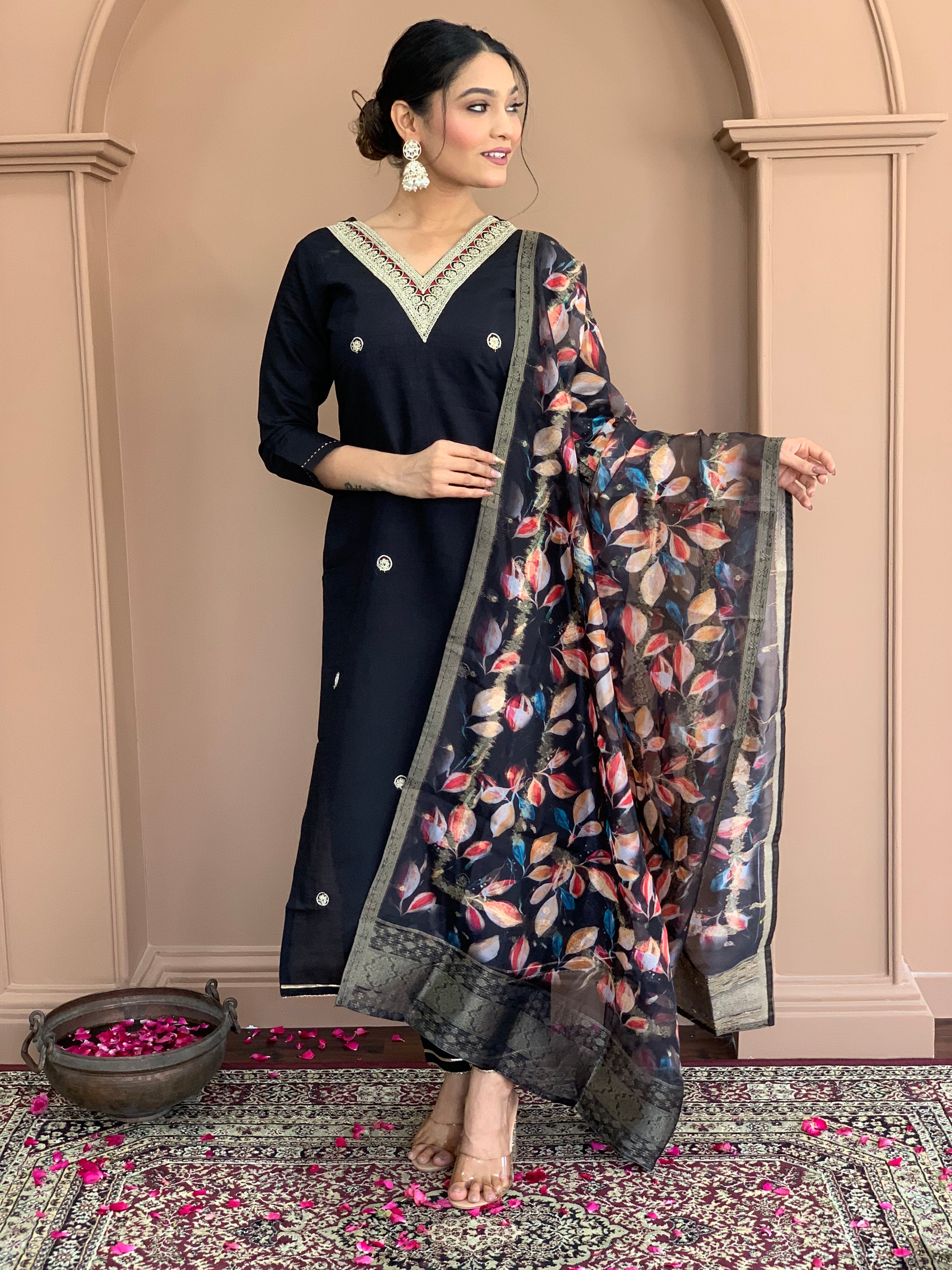 Elegant Black Floral Printed Kurta Set