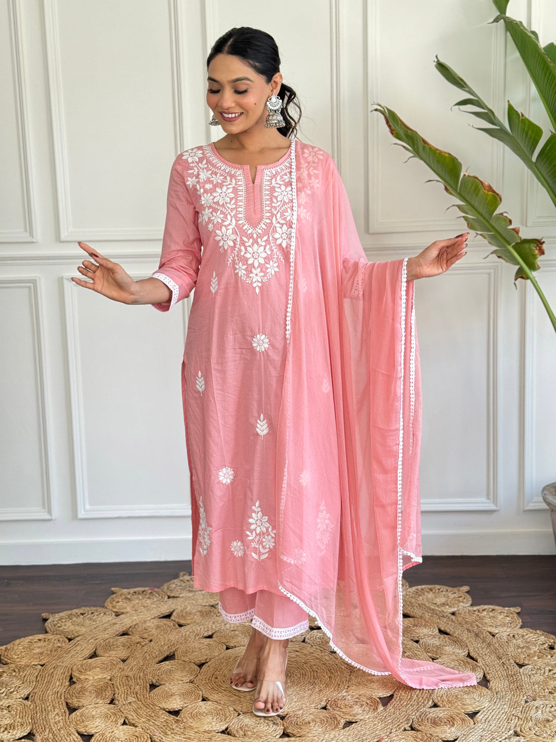 Pink Floral Embroidered Kurta Pant