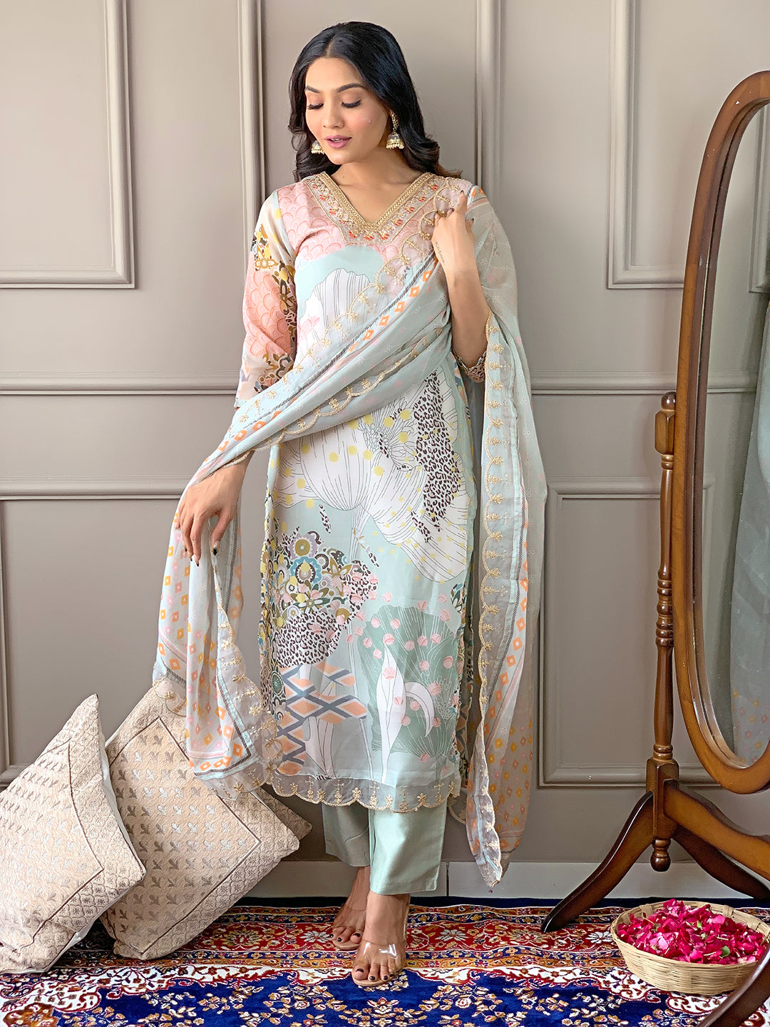 Elegant Pista Floral Printed Kurta Set
