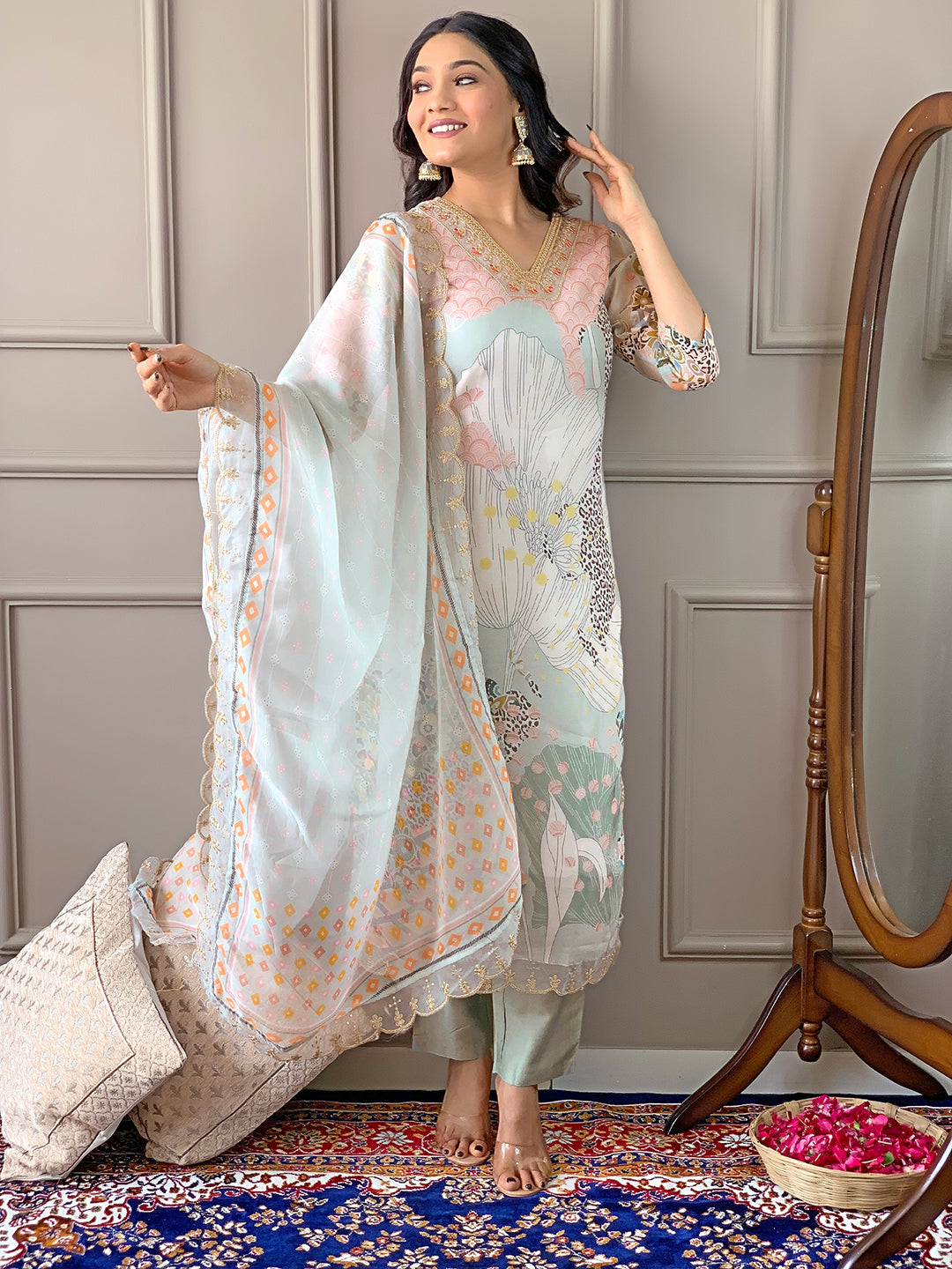 Elegant Pista Floral Printed Kurta Set