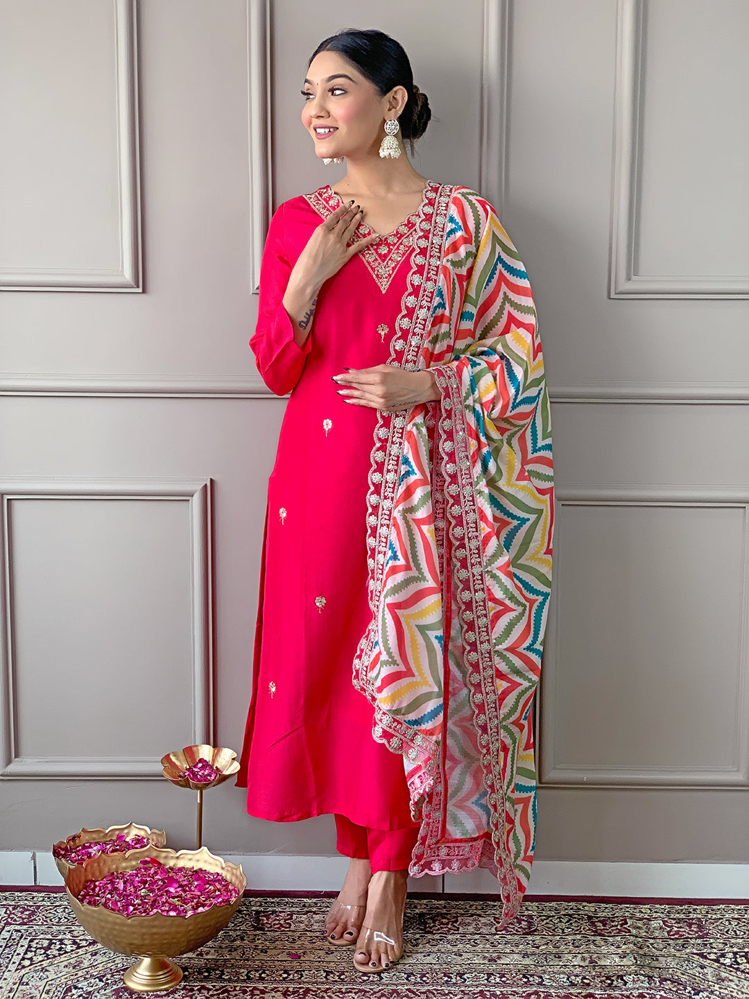 Gajari Embroidered Kurta Pant