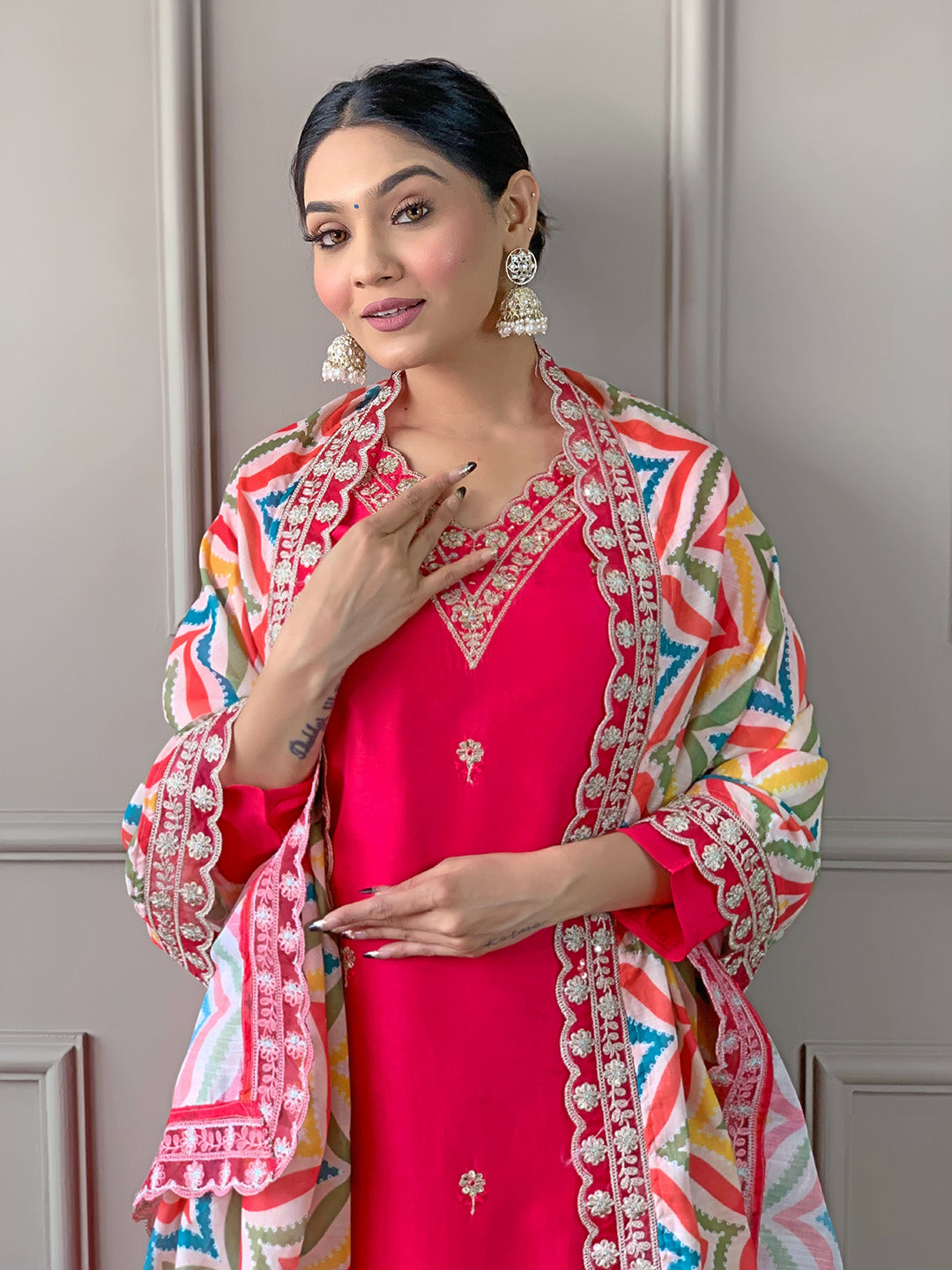 Gajari Embroidered Kurta Pant