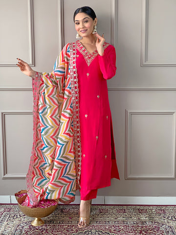 Gajari Embroidered Kurta Pant