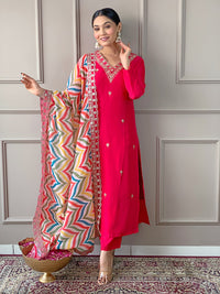 Gajari Embroidered Kurta Pant