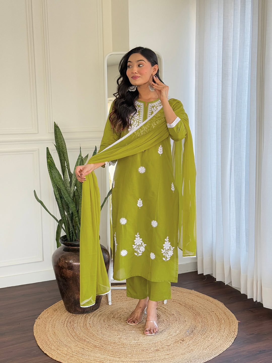 Olive Green Floral Embroidered Kurta Pant