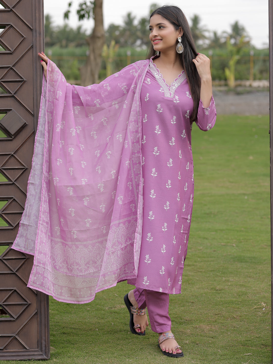 Mauve Embroidered Kurta Pant Set