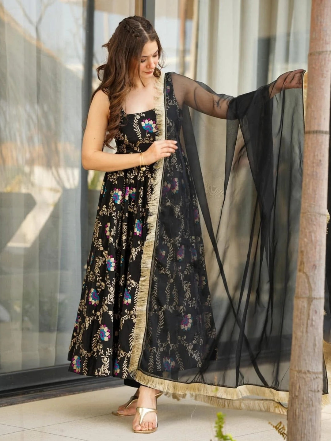 Black Printed Sleeveless Anarkali Kurta Set
