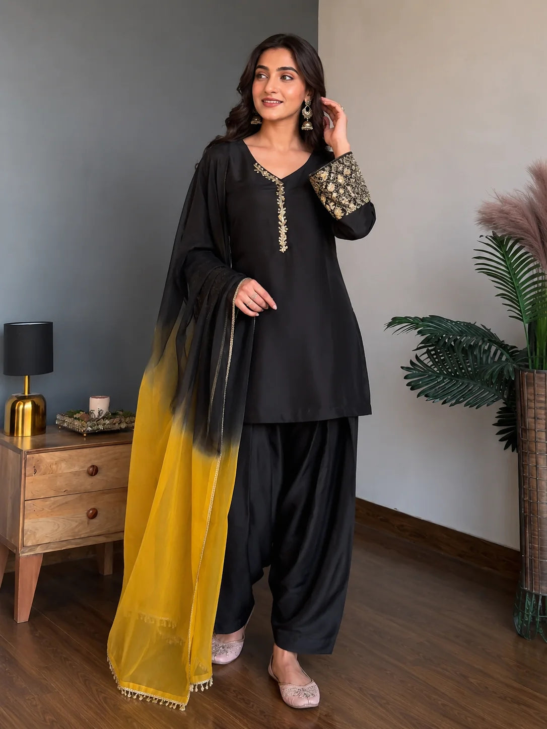 Black Jacquard Work Embroidered Kurta Pant Set