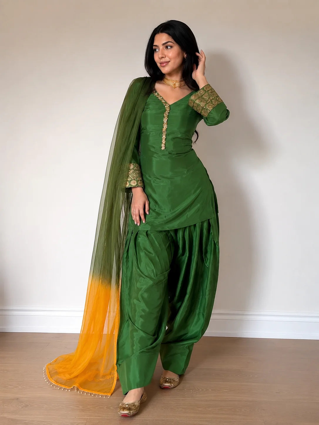 Green Jacquard Work Embroidered Kurta Pant Set
