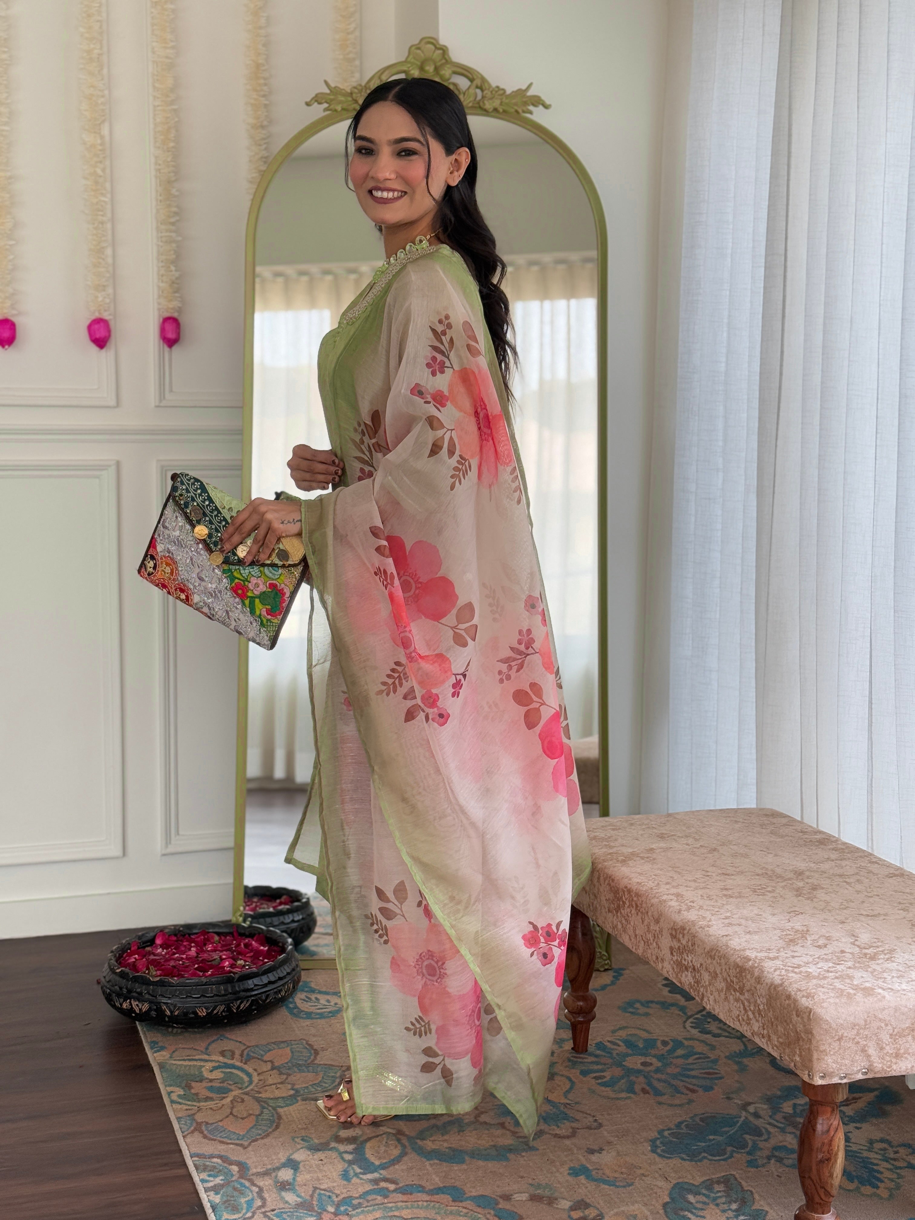 Pista Petals Jacquard Kurta Pant