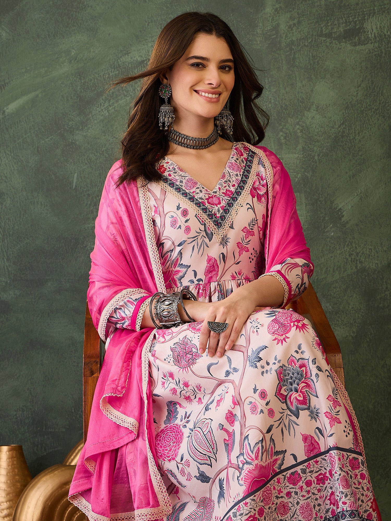 Rose Garden Floral Printed Kurta Pant