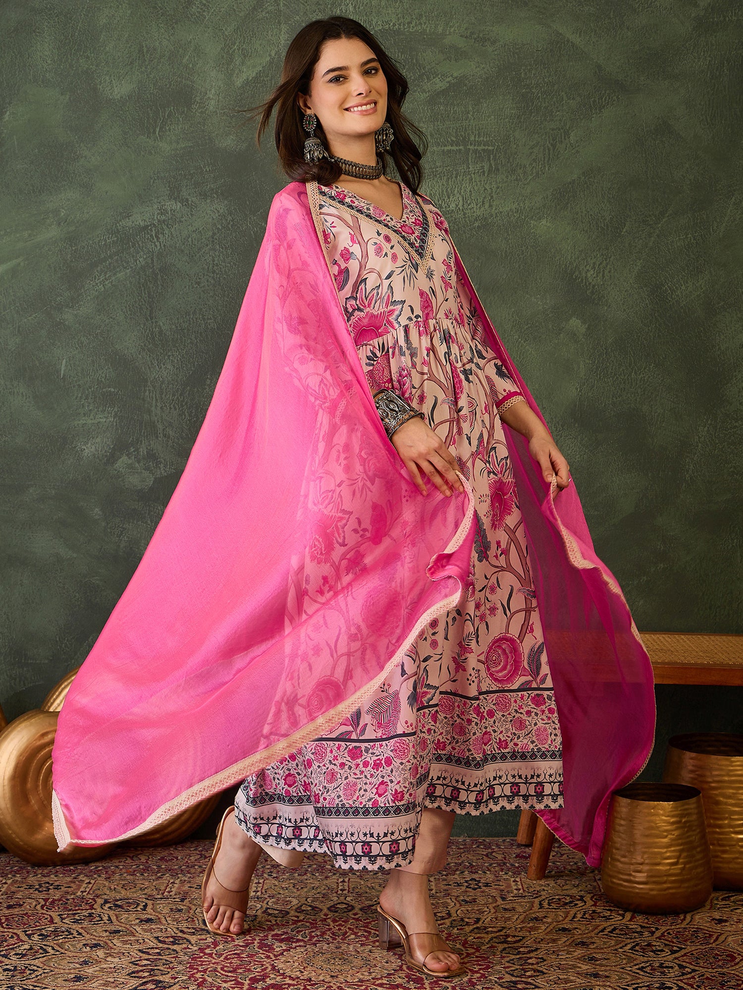 Rose Garden Floral Printed Kurta Pant
