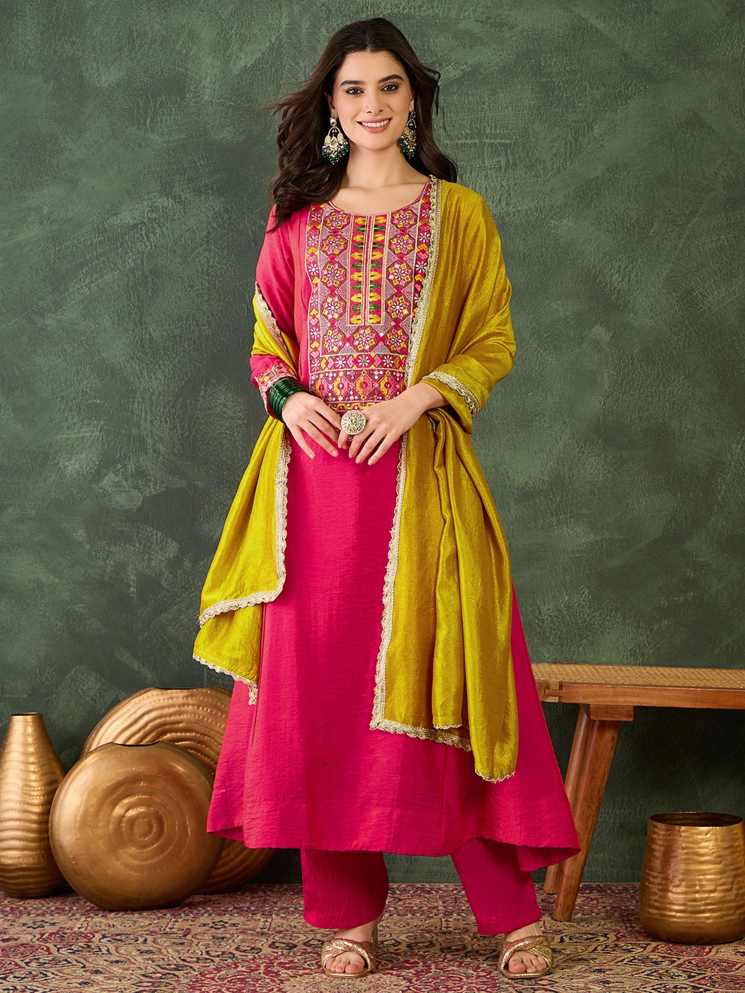 Gajri Embroidered Kurta Pant Set