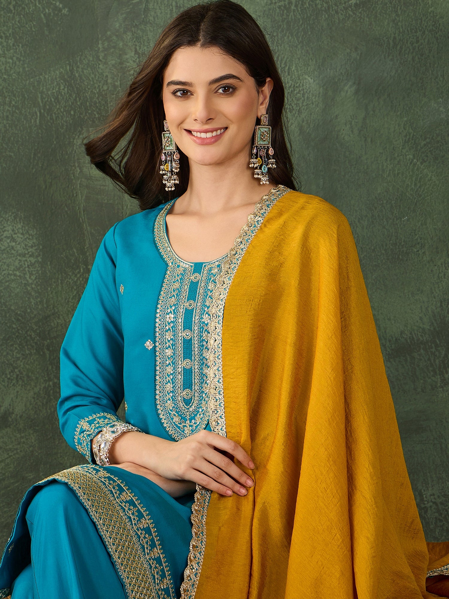 Zariya Firozi Embroidered Kurta Pant